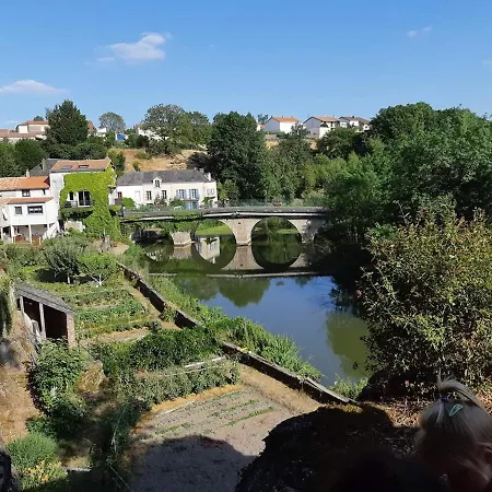Le Haut Du Pave 3 A 7 Chambres 6 A 14 Couchages, 3 Min Du Puy Du Fou Holiday home Les Epesses